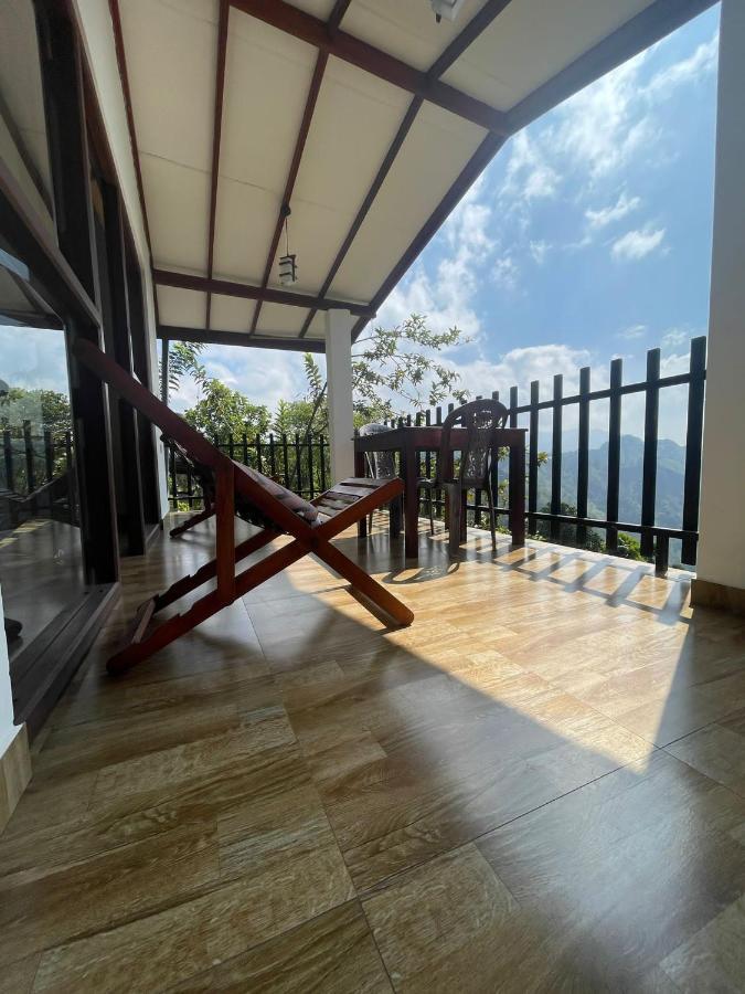 Divine View Homestay Елла Екстер'єр фото