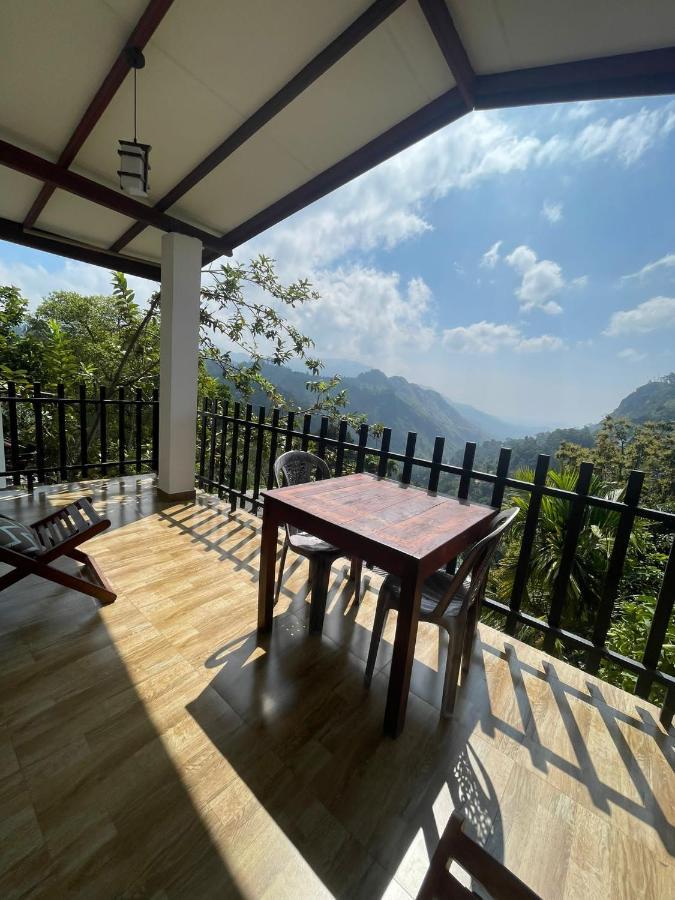 Divine View Homestay Елла Екстер'єр фото