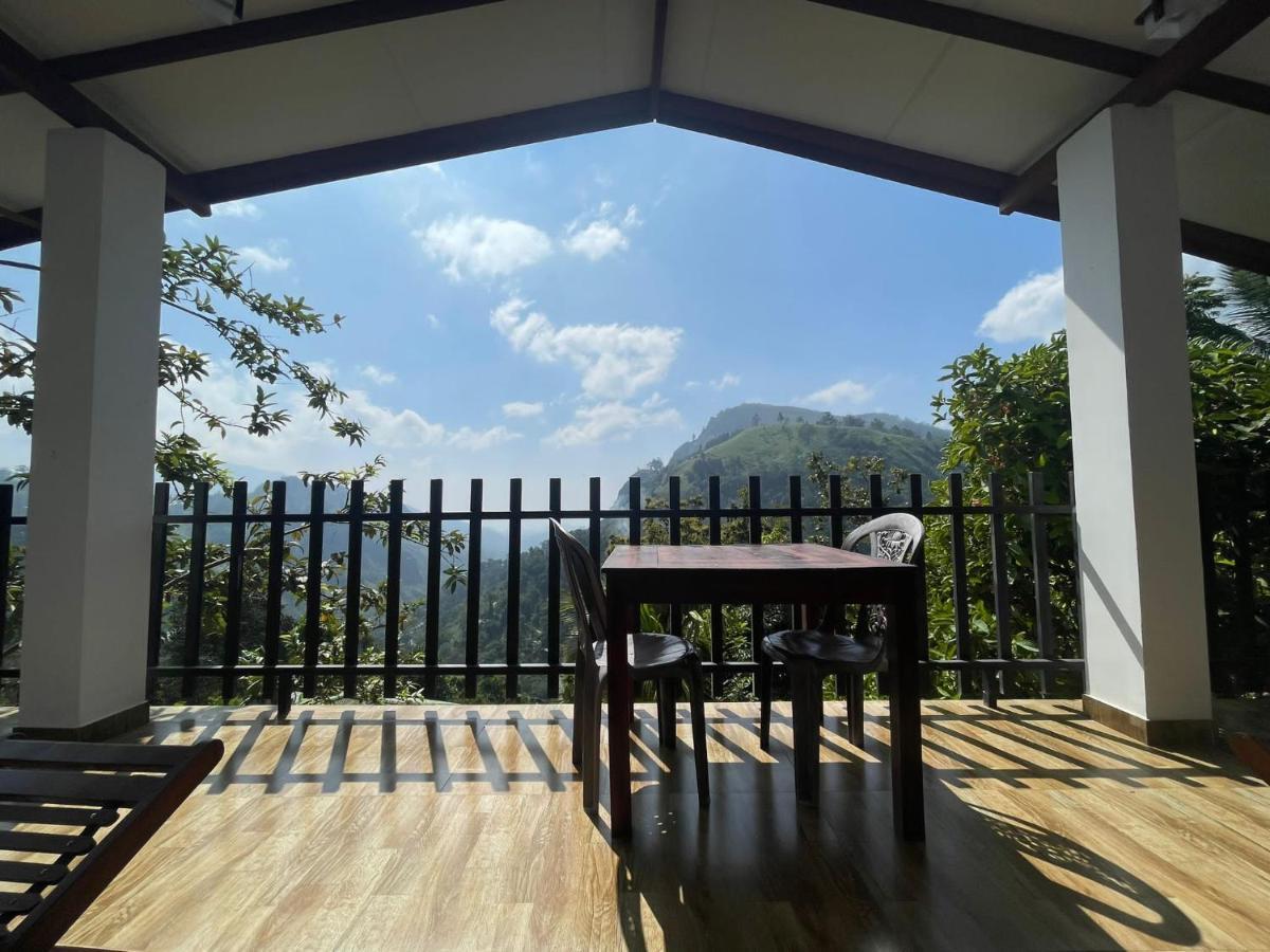 Divine View Homestay Елла Екстер'єр фото