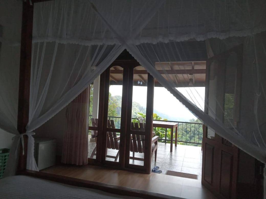 Divine View Homestay Елла Екстер'єр фото