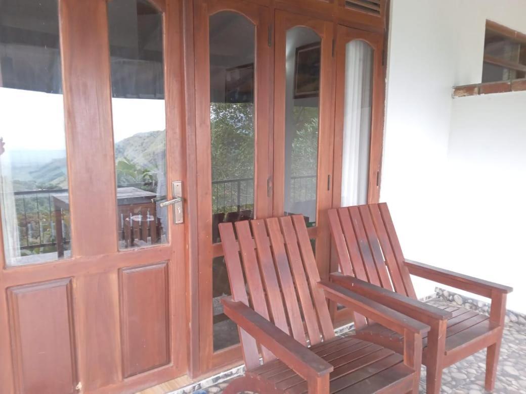 Divine View Homestay Елла Екстер'єр фото